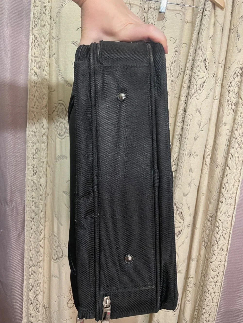 Solo: durable nylon soft briefcase/computer bag